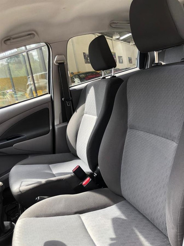 Toyota Etios Sedan Xls 1.5 (flex) Flex Manual
