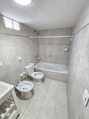 Alquiler Amb Balcon Contrafrente Villa Urquiza Pueyrredon
