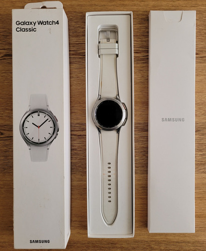Reloj Inteligente Samsung Galaxy Watch4 Classic Smartwatch