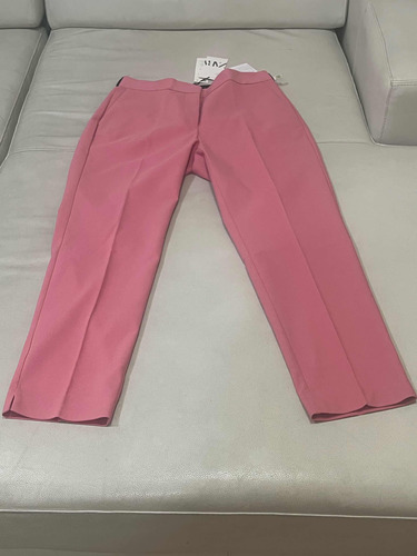 Pantalón Zara