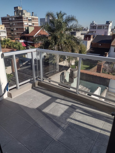 Imagen 2 de 8 de Exclusivo Depto 2 Amb. 50 M² -p. Silberman 1621-stos Lugares