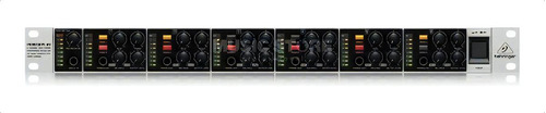 Amplificador Audifono Profesional 6 Canales Behringer Ha6000 Color Negro