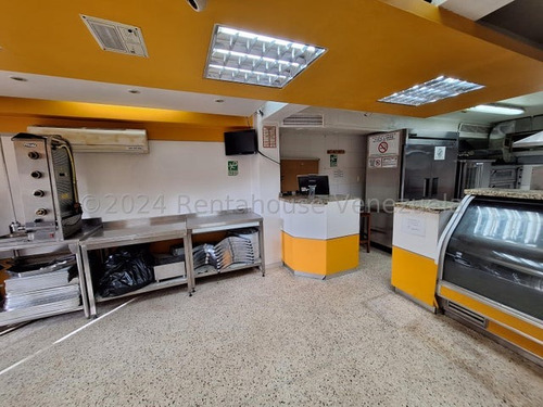 Establecimiento De Alimentos Y Bebidas En Venta El Paraiso I