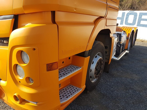 Imagem 10 de 15 de Mercedes Actros 2546