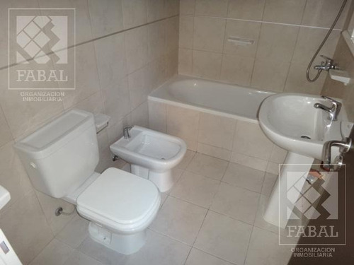 Imagen 10 de 11 de Departamento Venta Centro Neuquén, 1 Dormitorio Y Balcón
