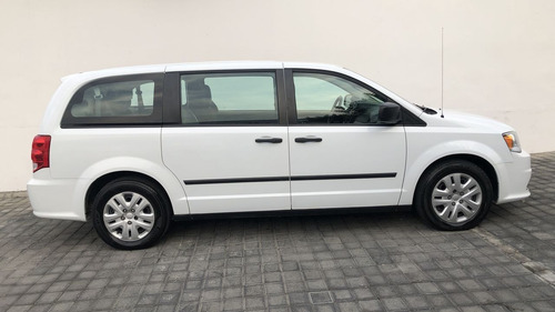 Imagen 8 de 15 de Dodge Grand Caravan 2017 3.6 Se At - U5895