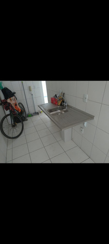 Apartamento 2 Quartos Sala Cozinha/serviço Banh. 1 V Garagem