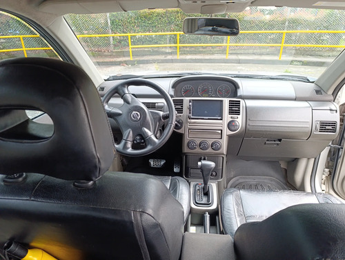 Nissan X-Trail 2.5
