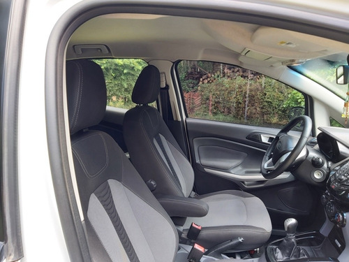 Imagen 7 de 12 de Ford Ecosport 2016 1.6 Freestyle 110cv 4x2