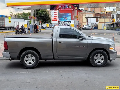 Dodge Ram 5.7 1500 Slt 4x2