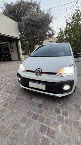 Volkswagen Up! 1.0 Pepper 101cv