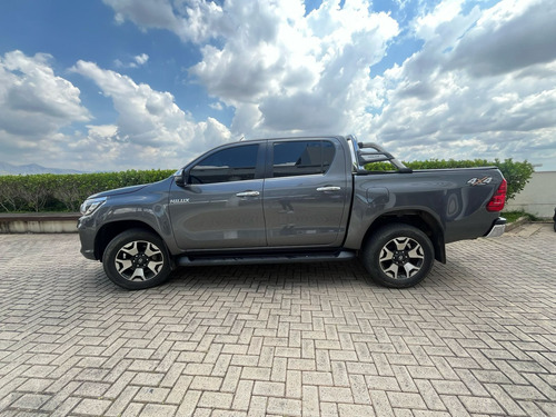 Toyota Hilux 2.8 Tdi Srx Cab. Dupla 4x4 Aut. 4p