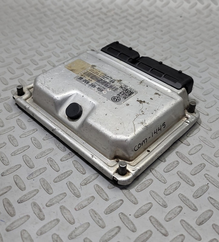 Computadora Ecu Jetta Bora 2005-2006 2.5l 06a906032qe Libre (Usado)