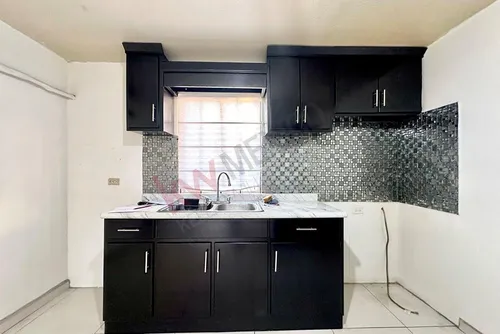 Renta Casa En Excelente Ubicación Jardines Del Lago, $ 14,500.00 Pesos Mensuales