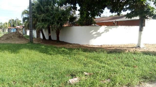 Imagem 1 de 14 de Casa De Esquina No Recanto Dos Bandeirantes Em Itanhaém 4017