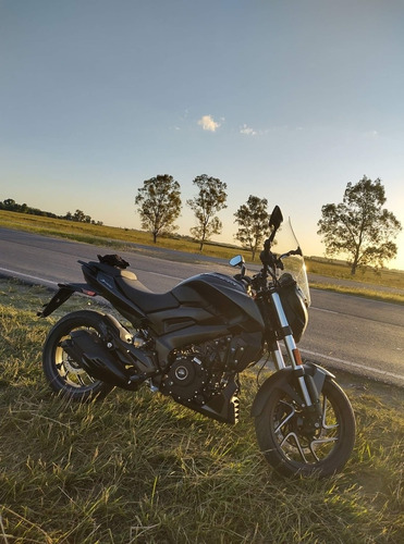 Bajaj Dominar