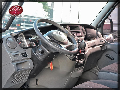 Imagem 6 de 14 de Iveco Chassi Daily 35s14 Com Baú 2019