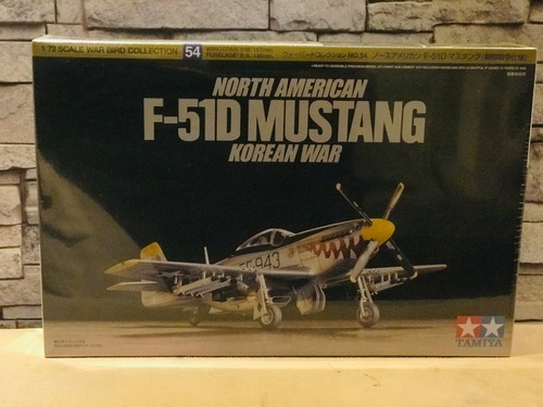 Kit Tamiya Avião Mustang F-51d Korean War Ww2 1/72 - 60754