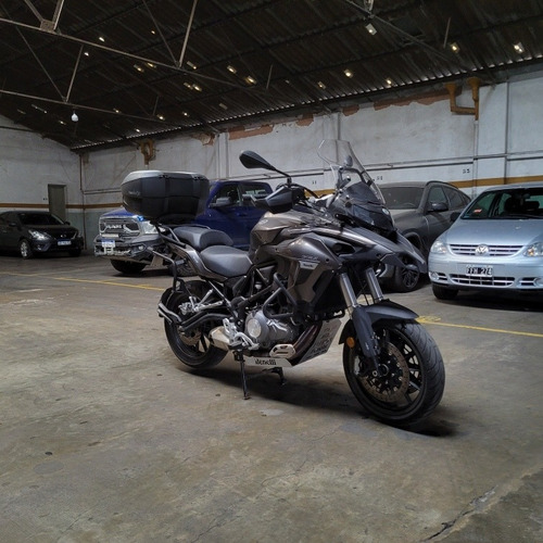 Imagen 2 de 24 de Benelli Trk 502 Trk502