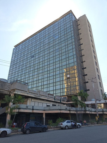 Imagen 4 de 7 de Local En Venta Av Bolivar Torre Banaven Mb Aa
