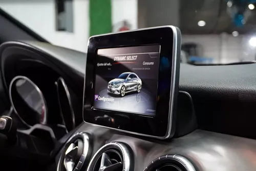 Mercedes-Benz Clase CLA 2.0 250 Cgi Sport At