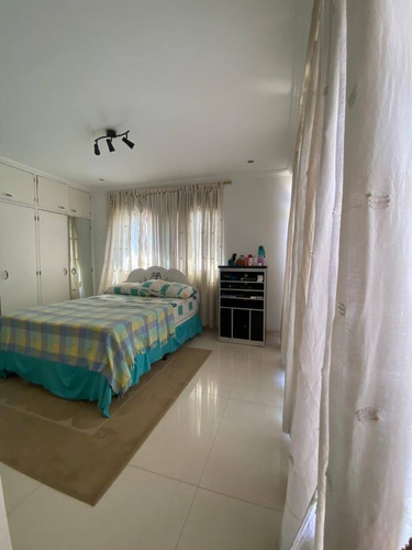 Imagen 17 de 21 de Se Vende Lujoso Penthouse / Apartamento/ 465mt2 / 5h/6b