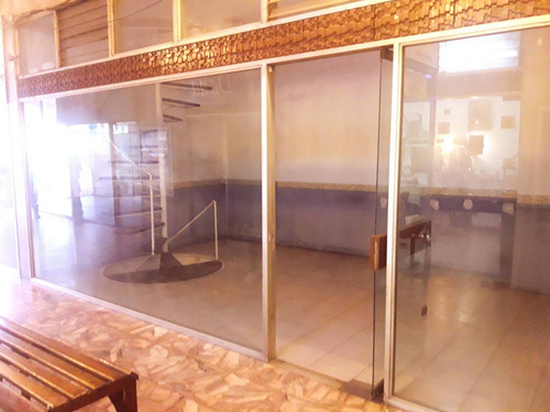 Venta Local Comercial Centro - 18 De Julio 1385 Local 002