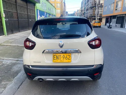 Renault Captur 2.0 Intens Automática