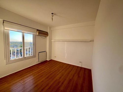 Dpto En Venta 3 Amb En Av. Centenario - Beccar (piso 13)