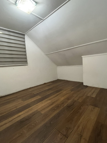 Casa Iluminada Y Cómoda .3d.1b.1e Y Amplio Patio.