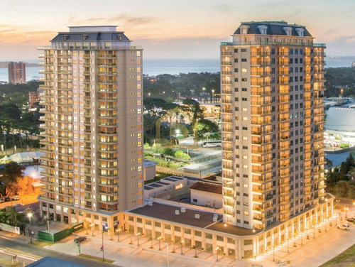 Imagen 16 de 17 de Apartamento De 3 Dormitorios Con Amplia Terraza En Alquiler Invernal, Roosevelt