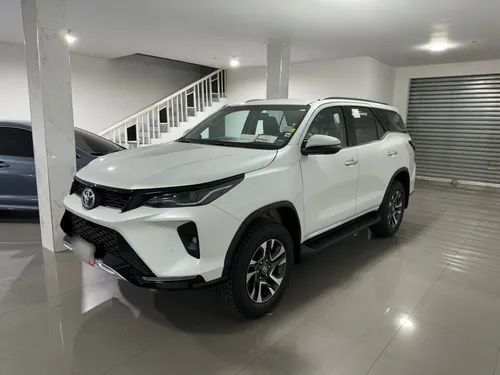 Toyota Fortuner 2024 V6