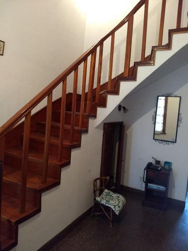 Chalet -amplio Lote- Villa Urquiza