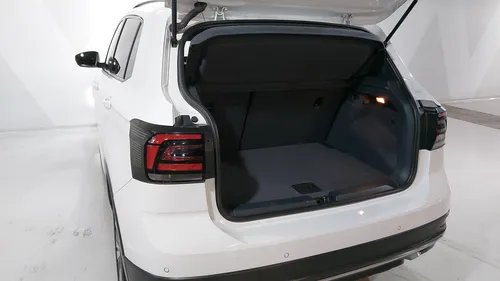 Volkswagen T-Cross 1.6 COMFORTLINE AUTO