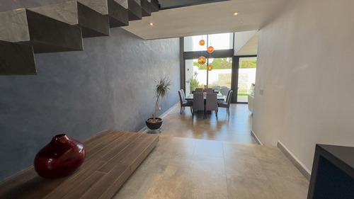 Casa En Venta Merida, Cholul En Privada , Entrega Inmediata.