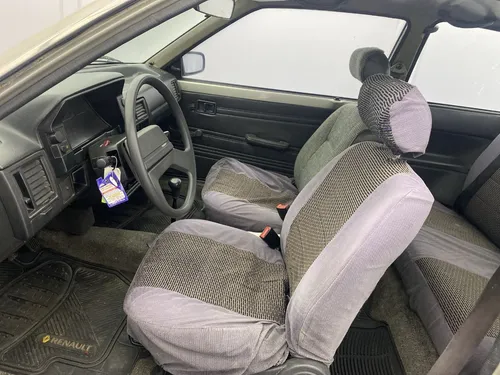 Mazda 323 1.3 He