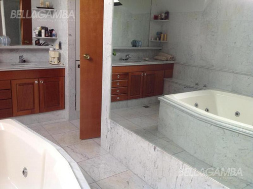 Imagen 11 de 29 de Suntuosa Residencia. Excelente Ubicación.