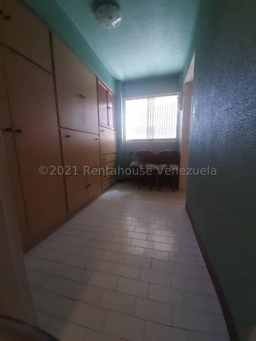 Imagen 21 de 25 de Gc Venta De Acogedor Apartamento En Los Palos Grandes / 22-10798