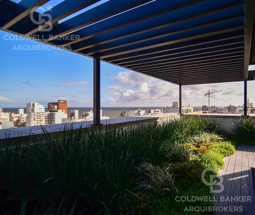 Apartamento De 2 Dormitorios En Venta En Centro