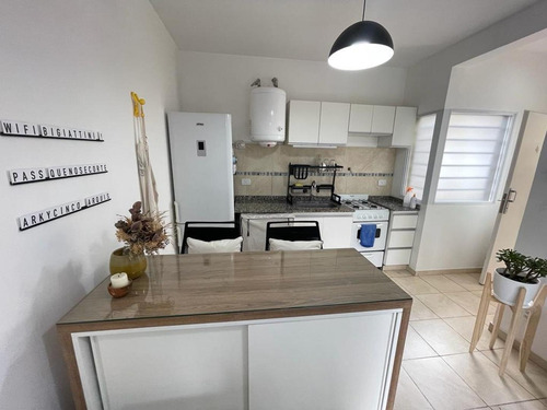 Imagen 10 de 18 de En Venta Departamento 2 Ambientes En Planta Alta Con Cochera
