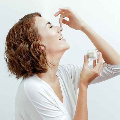 Imagen 2 de 2 de Crema Aguacate - Facial & Contorno Ojos