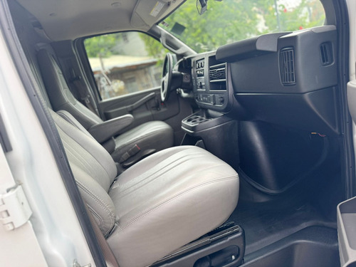 Chevrolet Express 2,500 2021
