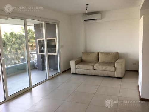 Imagen 2 de 17 de Departamento De 2 Amb Al Río Con Cochera - Vista Bahía - Nordelta