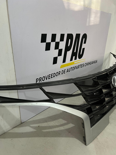 Parrilla Central Hyundai Creta 2024 2025 (Usado)