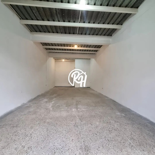 Local Comercial En Alquiler En Santa Rosa, Maracay