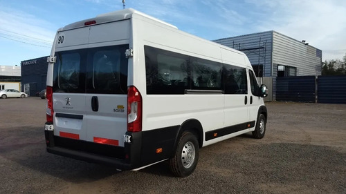 Imagen 7 de 17 de Peugeot Boxer Premium 2.2 Hdi L4 H2 Mini Bus 17+1 - Sm