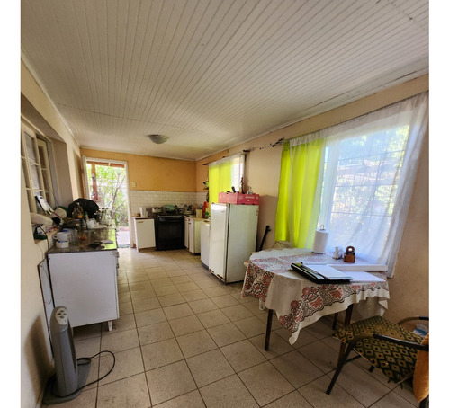 Casa En Plena Av. Balmaceda. Ideal Para Comercio. De 1340 M2