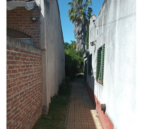 Imagen 4 de 12 de Casa Con Lote De 10 X 55, Ideal Para Construcción De Vivienda Multifamiliar