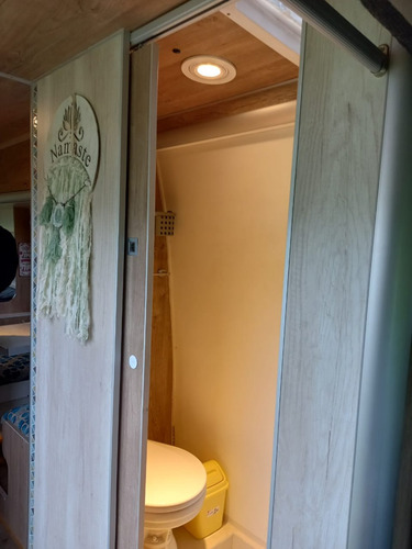Imagen 17 de 25 de Motorhome Sprinter Primera Mano! 2013 - A Estrenar!