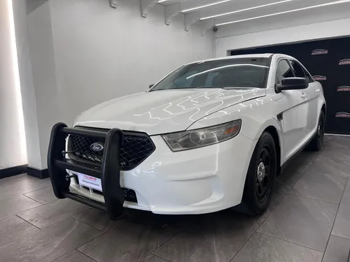 Ford Police Interceptor Sedán 2014